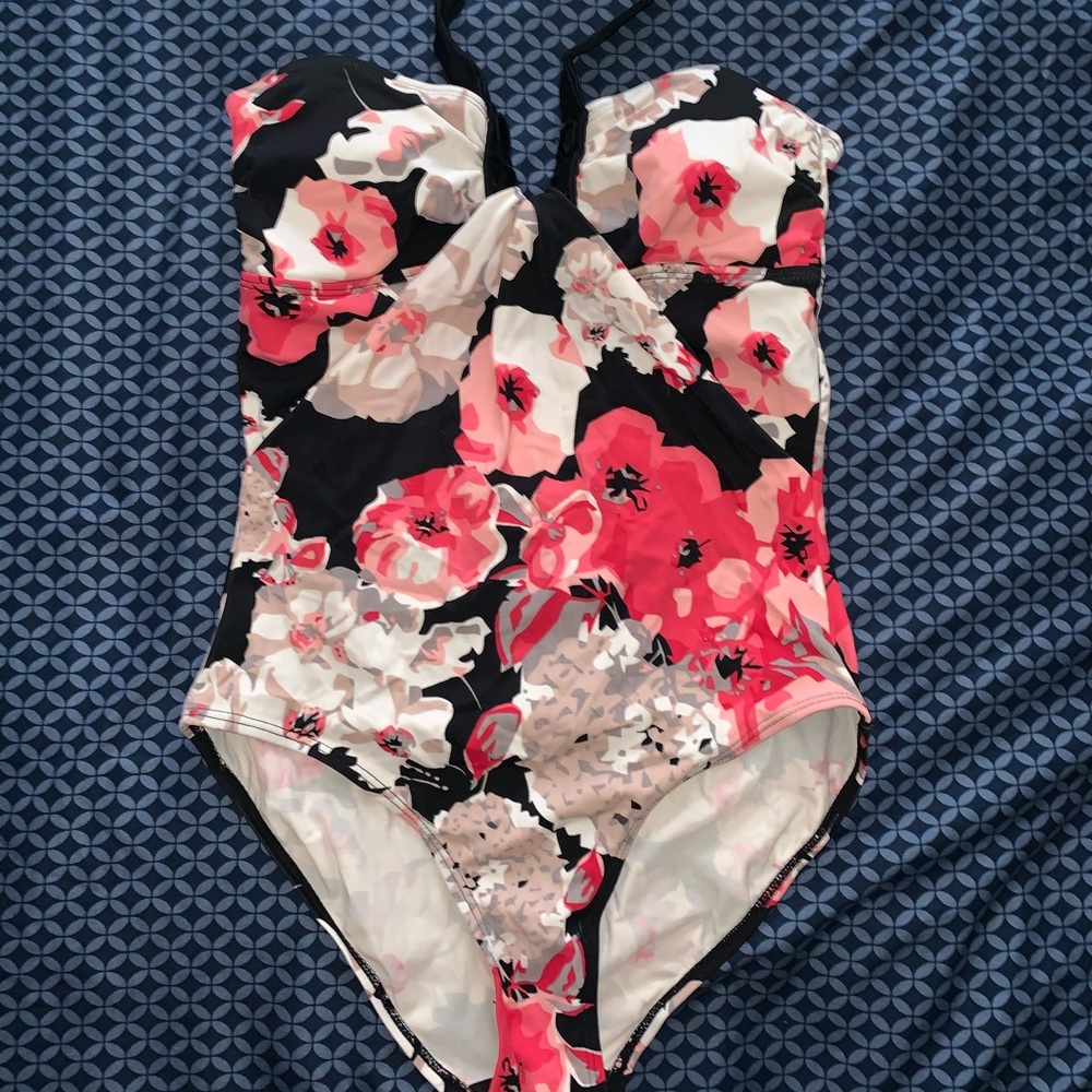 Bathing Suit Onesie🏖